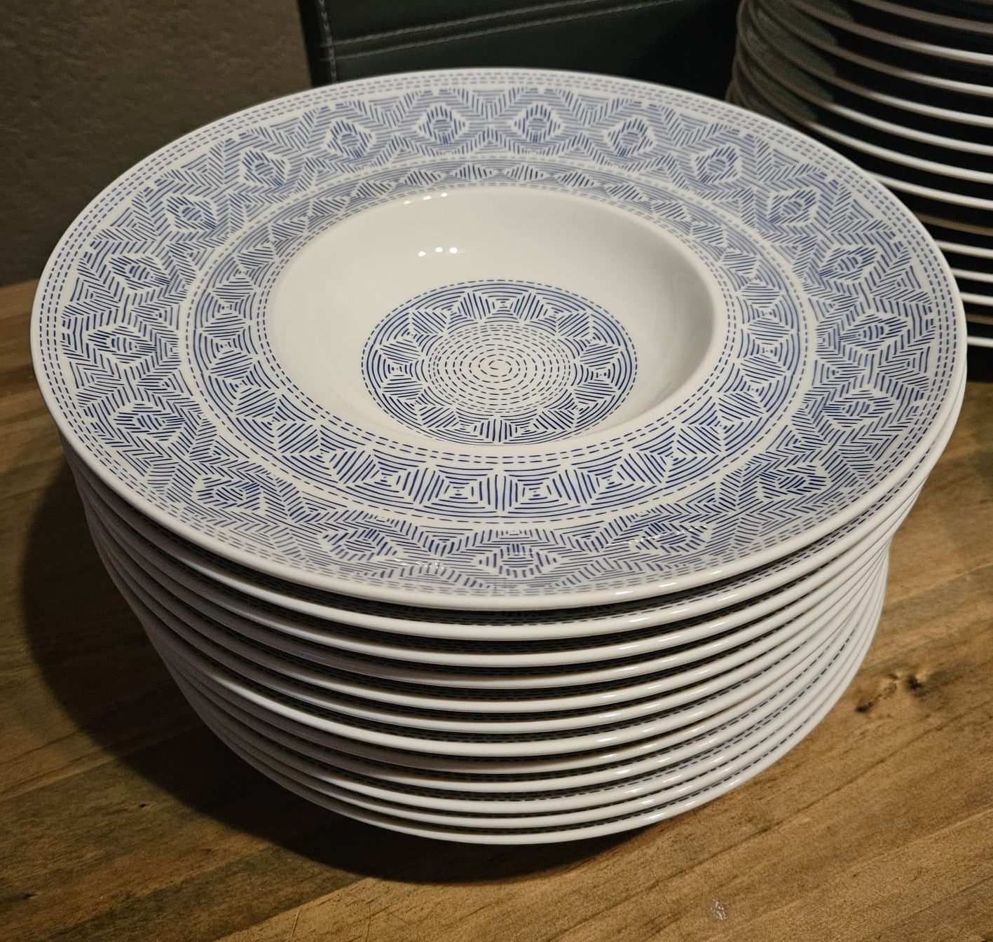Villeroy & Boch Algo Maroon: verschiedene Teller braun - neu (Kopie) (14917731418436)
