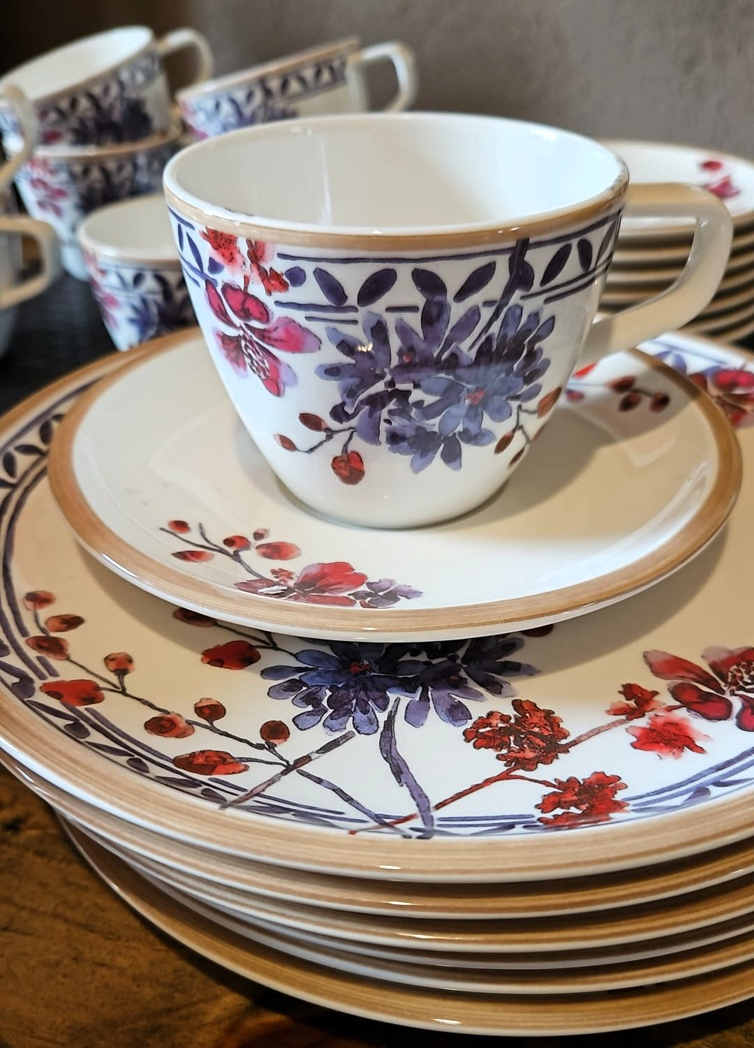 Villeroy & Boch Artesano Provencal Lavendel: Kaffeetasse / Tasse mit Unterteller - neuwertig (7120830890121) (15146306830660) (15146308632900)