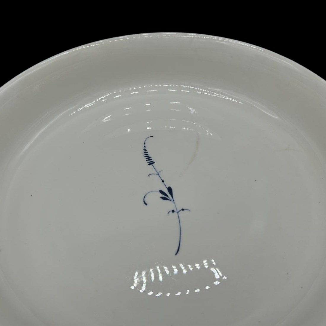 Villeroy & Boch Vieux Luxembourg / Alt Luxemburg: flache Schüssel / Servierschüssel (14829196673348) (14829373096260)
