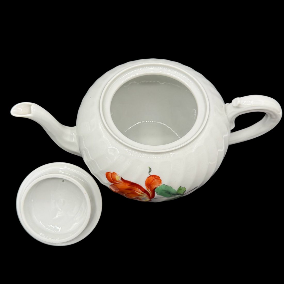 Nymphenburg Welle gerippt: Teekanne / Kanne (15113984540996)