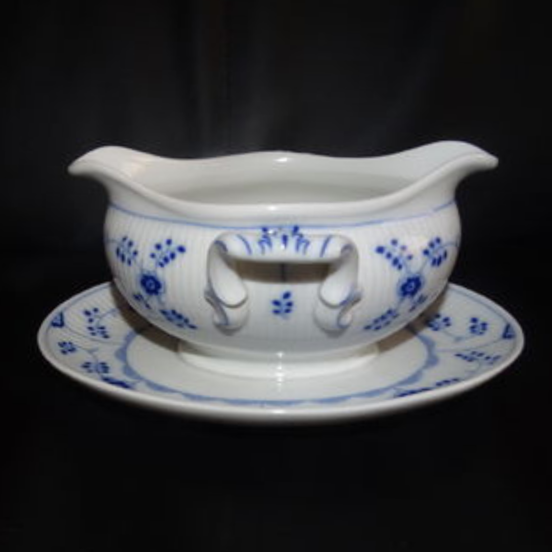 Höchst Residenz Amalienburg: Sauciere - neu (7120891904137)