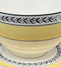 Villeroy & Boch Audun Fleur: Jumbotasse / Frühstückstasse / Cappuccinotasse mit Unterteller (9430342500676)