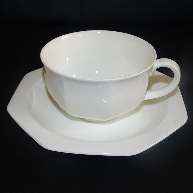 Villeroy & Boch Heinrich Astoria Weiß: Teetasse / Tasse mit Unterteller Villeroy & Boch (7120777445513)