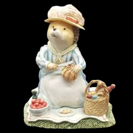 Villeroy & Boch Foxwood Tales Figur: Picnic at Foxwood: Willy' s Mum Igelfigur (Beschreibung) Villeroy & Boch (7120974741641)