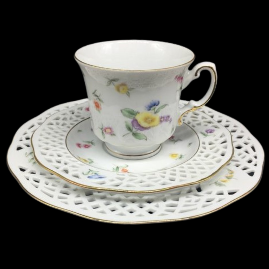 Burg Lindau: Kaffeegedeck / Sammelgedeck, dreiteilig - Streublumen Burg Lindau (7120947576969)