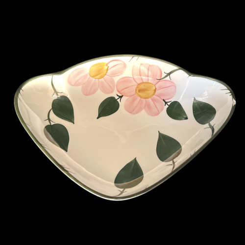 Villeroy & Boch Wildrose: Dreiecksschale / Dreieckteller - Mangel (8371380814148)