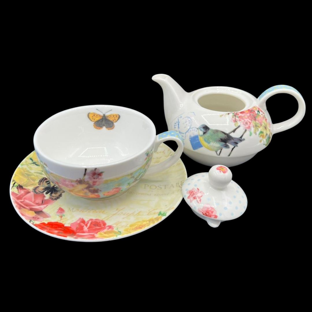 ppd: Tea for one / Teekanne mit Tasse und Unterteller