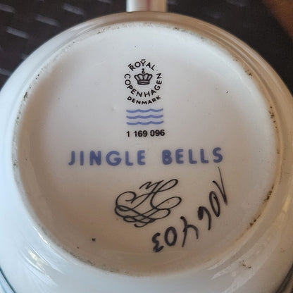 Royal Copenhagen Jingle Bells: Kaffeetasse / Tasse, groß mit Unterteller