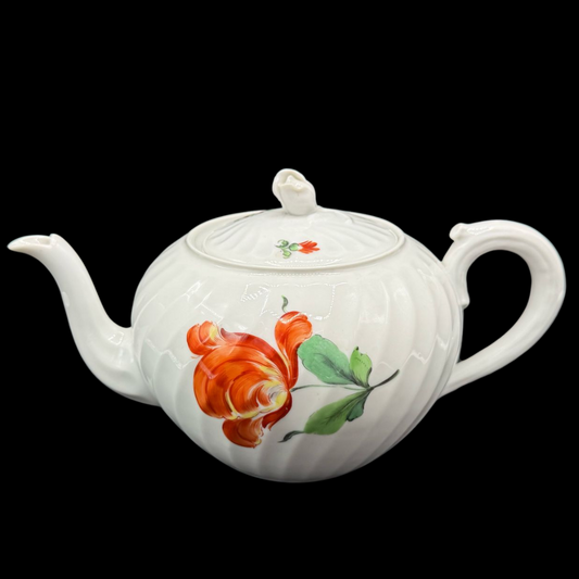 Nymphenburg Welle gerippt: Teekanne / Kanne (15113984540996)