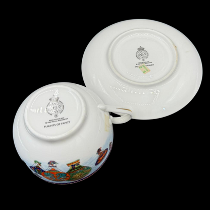 Royal Worcester Flights of Fancy: Teetasse / Tasse mit Unterteller (15158506127684)