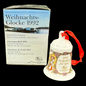 Hutschenreuther Weihnachtsglocke: 1992 Im Gastahaus- neu und in OVP (15295416860996)