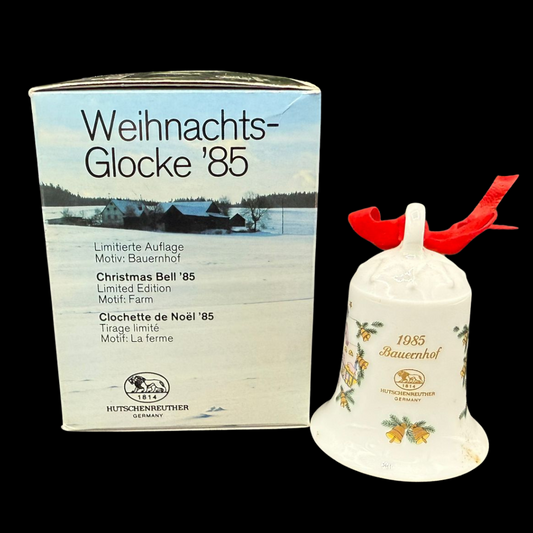 Hutschenreuther Weihnachtsglocke: 1985 Bauernhof - neu und in OVP (15295408570692)