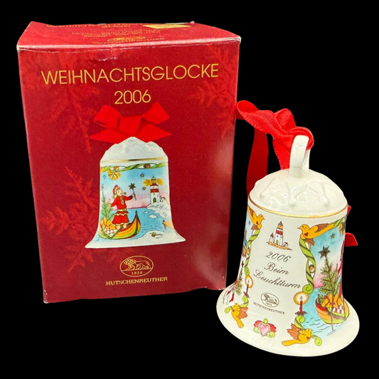 Hutschenreuther Weihnachtsglocke: 2006 Beim Leuchtturm - neu und in OVP (8545206829380)