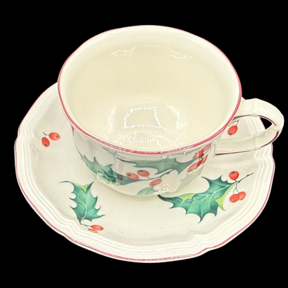 Villeroy & Boch Holly: Kaffeetasse / Teetasse / Tasse mit Unterteller - Weihnachten