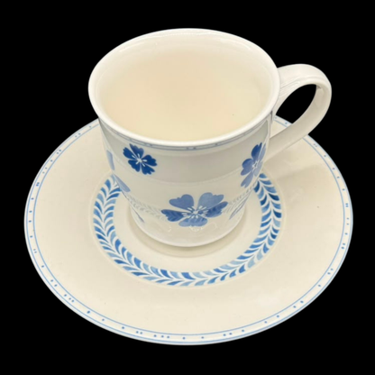 Villeroy & Boch Farmhouse Touch Blueflowers: Henkelbecher / Kaffeebecher mit Unterteller