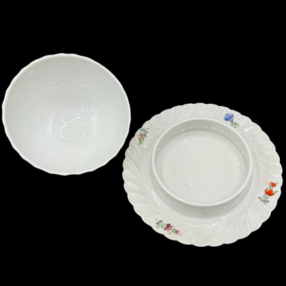 Nymphenburg Welle gerippt: runde Butterdose? (15149076971844)