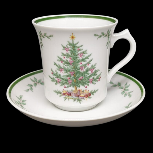 Kaiser Porzellan 683: Henkelbecher / Kaffeebecher mit Unterteller - Weihnachten (8648992457028)