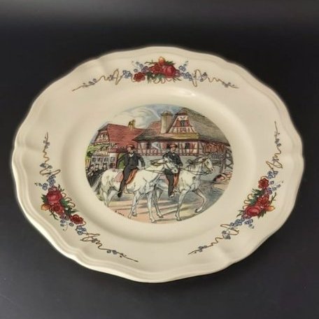Sarreguemines Obernai France: Speiseteller / flacher Teller - Reiter - Beschreibun (15239132676420)
