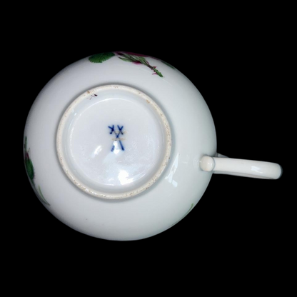 Meissen: Teetasse / Tasse ohne Unterteller (7120997974153)