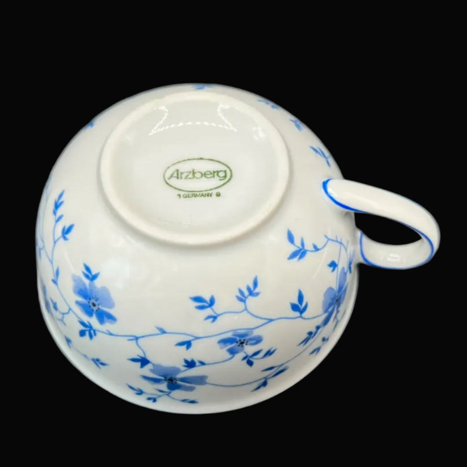 Arzberg Blaublüte: Teetasse niedrig / Tasse mit Unterteller