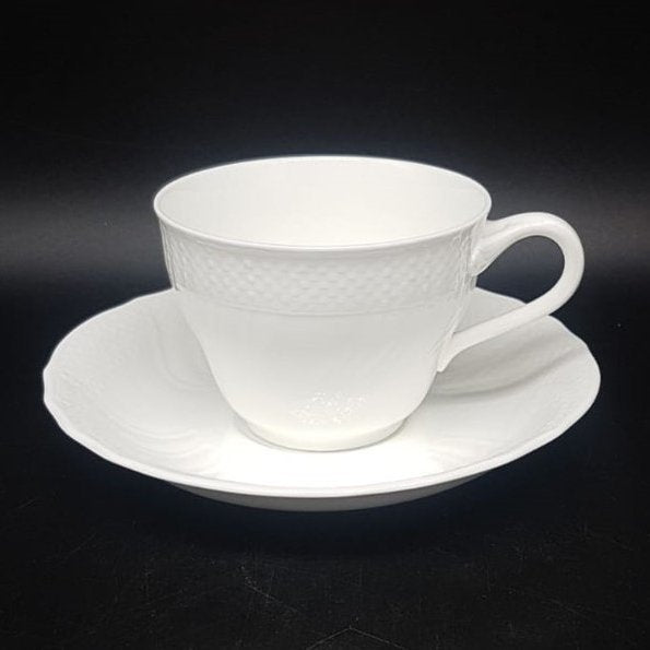 Villeroy & Boch Louisenburg: Kaffeetasse / Tasse mit Unterteller - weiß