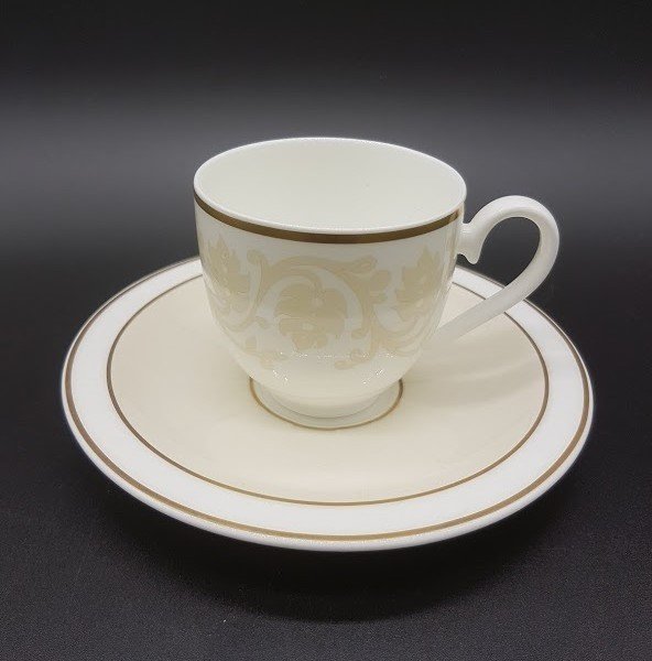 Villeroy & Boch Ivoire: Mokkatasse / Espressotasse mit Unterteller Villeroy & Boch (7120846192777)