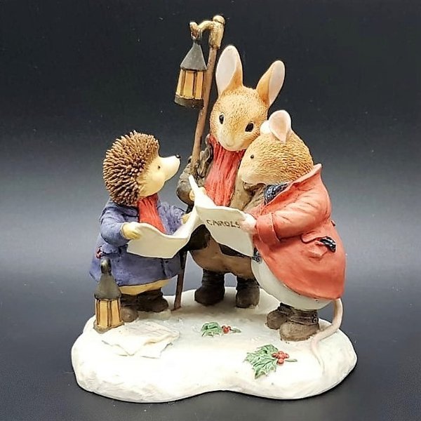 Villeroy & Boch Foxwood Tales Figur Winter at Foxwood: Carol Singers Heavenly Voices Villeroy & Boch (7120965894281)