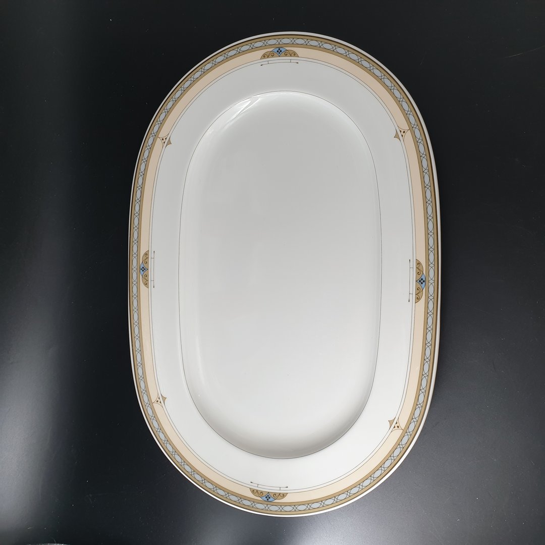 Villeroy & Boch Cavalier: Fleischplatte / Platte - 34 cm - neuwertig Porzellanladen.online (7120932634761)