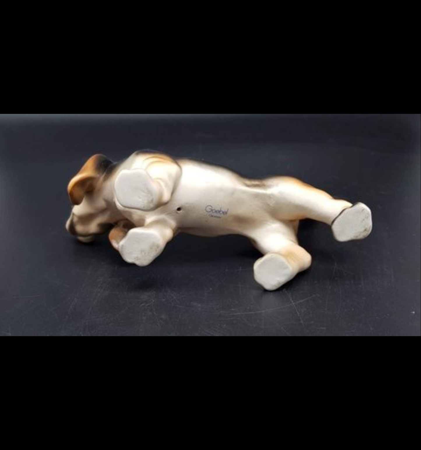 Goebel Porzellanfigur: Basset Hund (7120930046089)