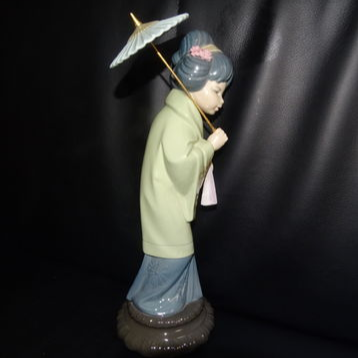 Lladró - spanische Porzellanfigur: Japanerin mit Schirm - neu Villeroy & Boch (7120894886025)