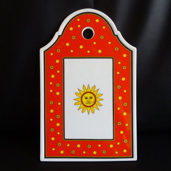 Villeroy & Boch Sun, Moon and Stars: Porzellanbrettchen / Brettchen (rot) Villeroy & Boch (7120882958473)