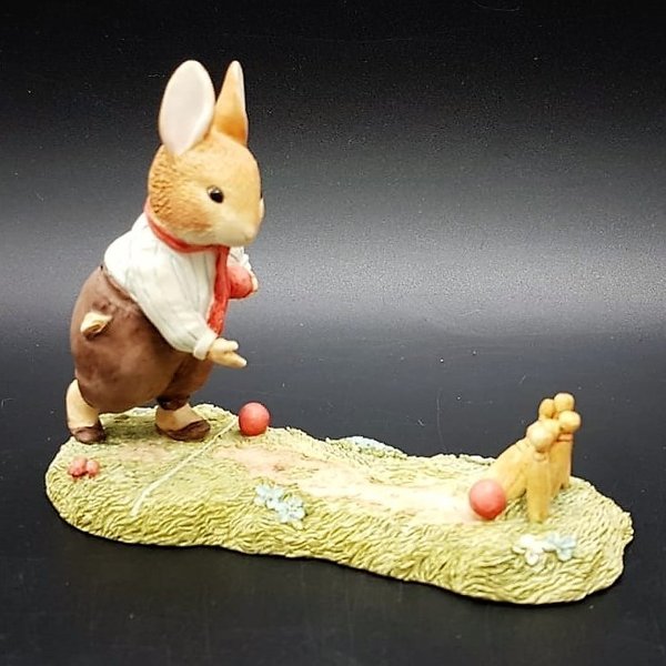 Villeroy & Boch Foxwood Tales Figur Sports at Foxwood: Rue Rabbit - Strike Villeroy & Boch (7120957636745)