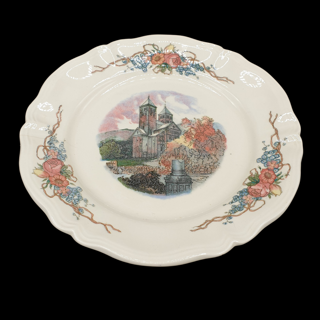 Sarreguemines Obernai France: Brotteller / Kleiner Teller - Schloss Sarreguemines (7121092313225)