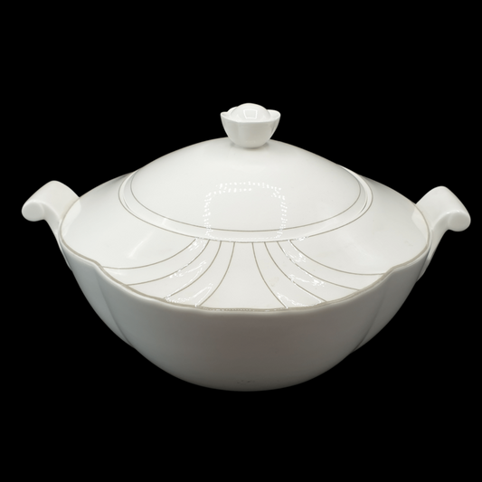 Villeroy & Boch Piano: Terrine / Ragoutterrine mit Deckel -  neuwertig Villeroy & Boch (7120969695369)
