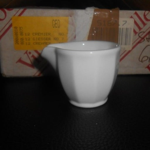 Villeroy & Boch Geo: 3 Mini-Milchgießer, Portionskännchen - neu Porzellanladen.online (7120718725257)