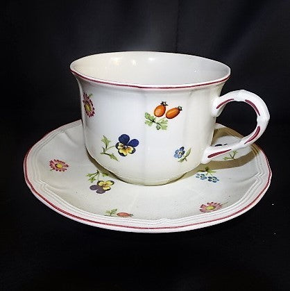 Villeroy & Boch Petite Fleur: Teetasse / Tasse mit Unterteller Villeroy & Boch (7120884400265)