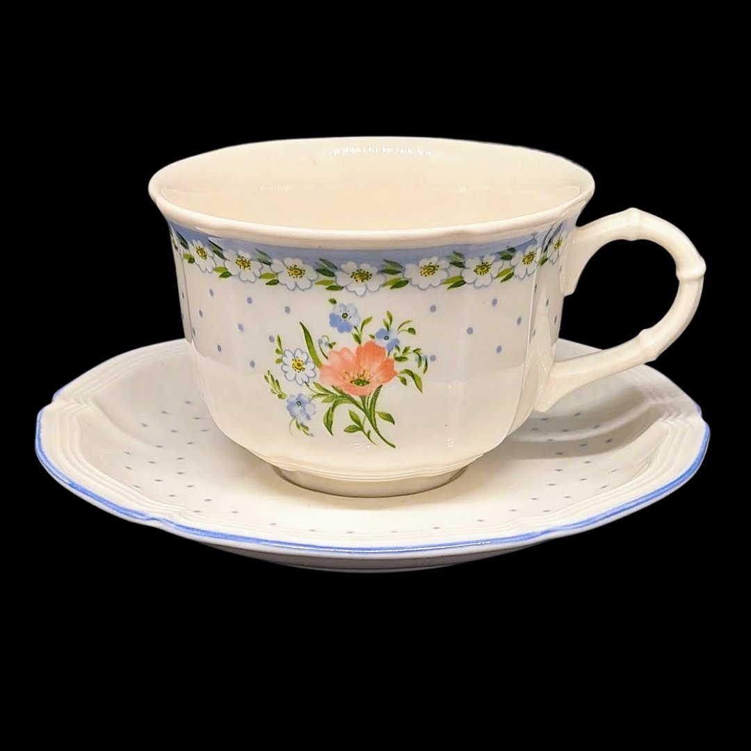 Villeroy & Boch Romantica: Teetasse / Tasse mit Unterteller Villeroy & Boch (7120735633545)