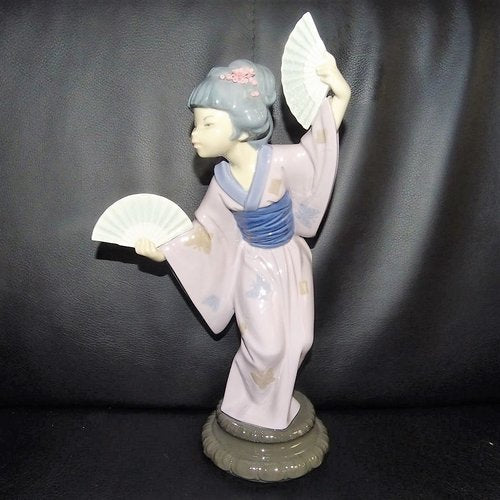 Lladró - spanische Porzellanfigur: Japanerin mit Fächer - neu Lladró (7120894853257)